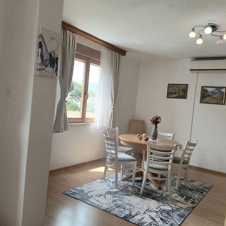 Guesthouse Sanja - Apartments 212 โมสตาร์ ภายนอก รูปภาพ
