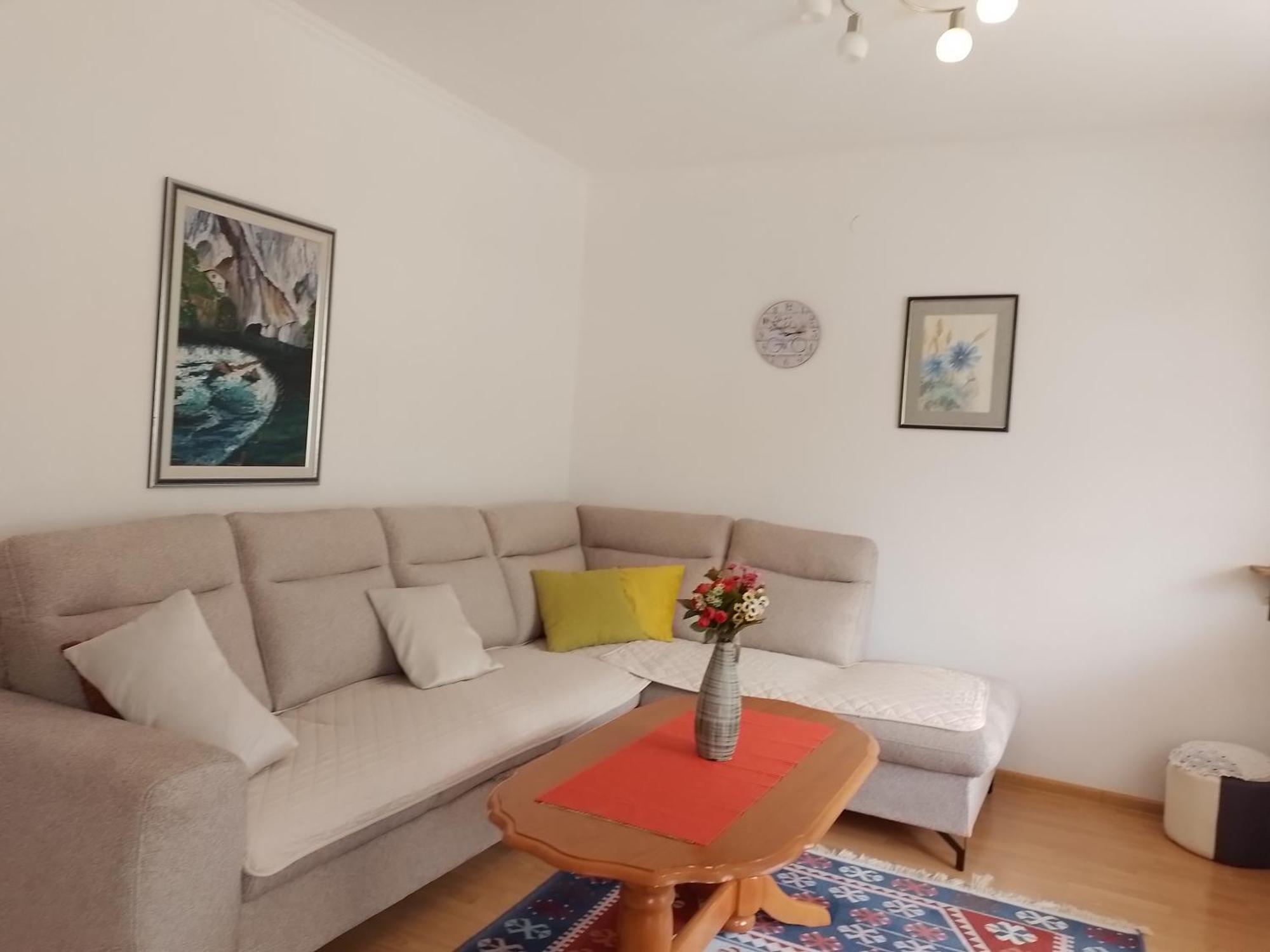 Guesthouse Sanja - Apartments 212 โมสตาร์ ภายนอก รูปภาพ