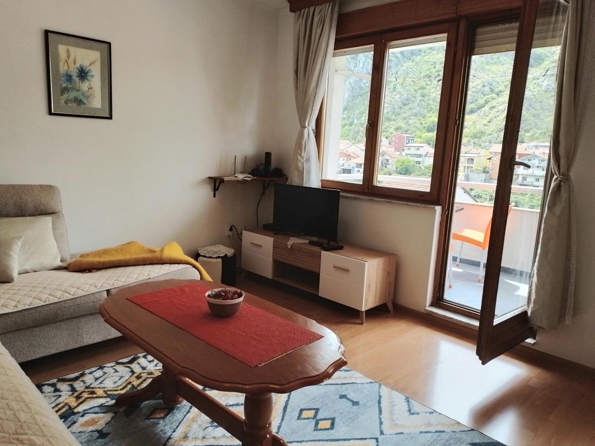 Guesthouse Sanja - Apartments 212 โมสตาร์ ภายนอก รูปภาพ